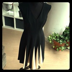 Very flattering little black dress